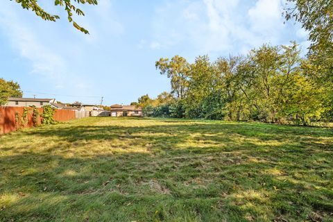 Tiny photo for 128 S Villa Avenue S, Addison, IL 60101 (MLS # 12496213)