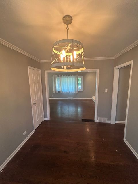 Tiny photo for 1317 N Mitchell Avenue, Arlington Heights, IL 60004 (MLS # 12445496)