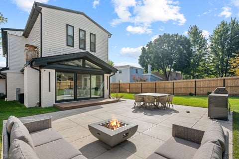 Tiny photo for 566 Earl Drive, Northfield, IL 60093 (MLS # 12795729)