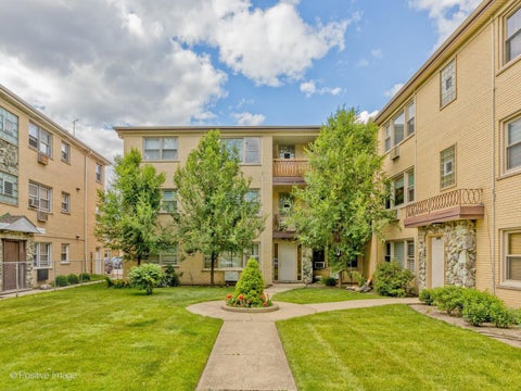 Photo of 8544 W Rascher Avenue #3W, Chicago, IL 60656 (MLS # 12692015)