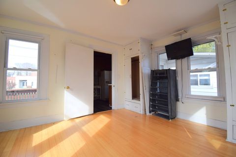 Tiny photo for 1715 Oakland Avenue, Mt Vernon, IL 62864 (MLS # 12567959)