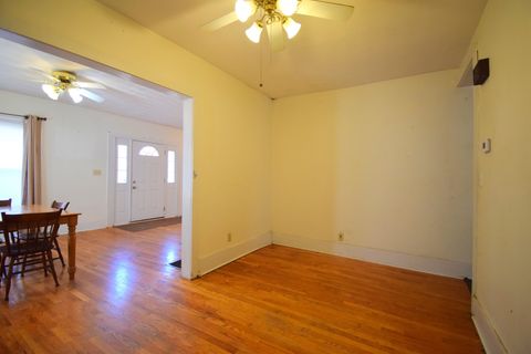 Tiny photo for 1715 Oakland Avenue, Mt Vernon, IL 62864 (MLS # 12567959)