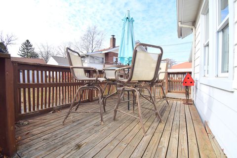 Tiny photo for 1715 Oakland Avenue, Mt Vernon, IL 62864 (MLS # 12567959)