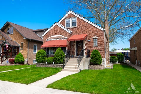 Tiny photo for 3141 N Nagle Avenue, Chicago, IL 60634 (MLS # 12646834)