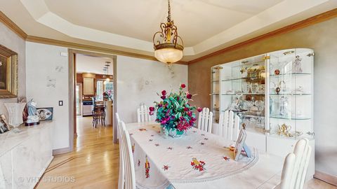 Tiny photo for 1527 Lexington Circle, Schaumburg, IL 60173 (MLS # 12416861)