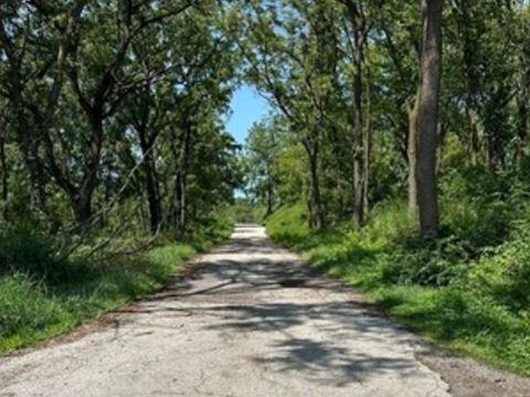 16W415 99th Street Burr Ridge IL 60527