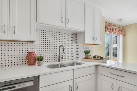 Tiny photo for 5140 Coventry Lane #9-A-2, Gurnee, IL 60031 (MLS # 12537135)