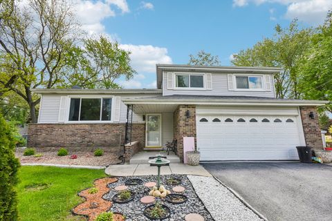 Tiny photo for 30W383 Bruce Lane, Naperville, IL 60563 (MLS # 12641686)