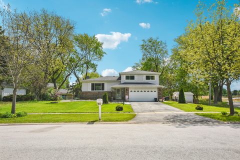 Tiny photo for 30W383 Bruce Lane, Naperville, IL 60563 (MLS # 12641686)