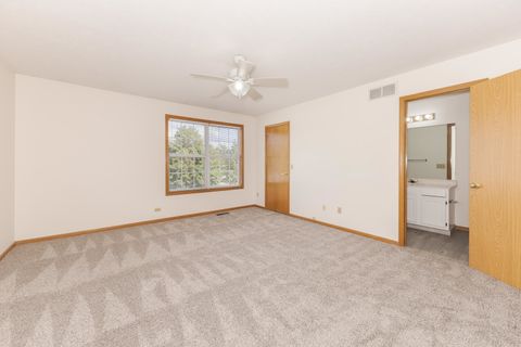 Tiny photo for 26 Vermont Avenue, Bloomington, IL 61701 (MLS # 12502149)