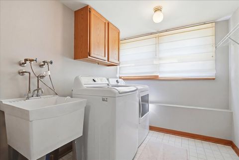 Tiny photo for 1173 N Clearwater Court, Palatine, IL 60067 (MLS # 12695591)