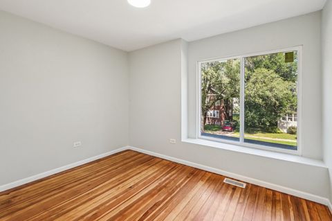 Tiny photo for 608 Whitley Avenue, Joliet, IL 60433 (MLS # 12488505)