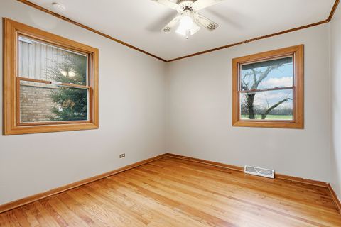 Tiny photo for 7358 W 115th Street, Worth, IL 60482 (MLS # 12605184)