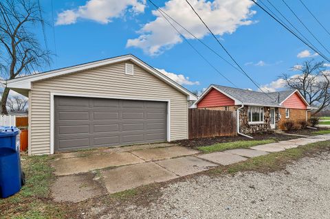 Tiny photo for 7358 W 115th Street, Worth, IL 60482 (MLS # 12605184)