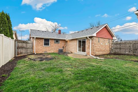 Tiny photo for 7358 W 115th Street, Worth, IL 60482 (MLS # 12605184)