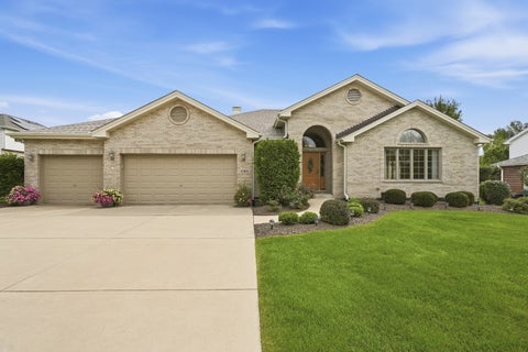 Photo of 13931 COOPER Way, Orland Park, IL 60467 (MLS # 12768907)