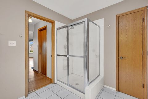 Tiny photo for 10745 Lockwood Avenue, Oak Lawn, IL 60453 (MLS # 12556450)