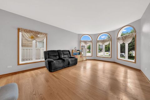 Tiny photo for 10745 Lockwood Avenue, Oak Lawn, IL 60453 (MLS # 12556450)