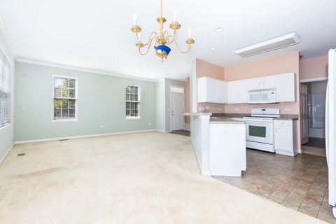 Tiny photo for 16567 Buckner Pond Way, Crest Hill, IL 60403 (MLS # 12676209)