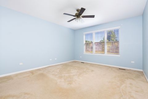 Tiny photo for 16567 Buckner Pond Way, Crest Hill, IL 60403 (MLS # 12676209)