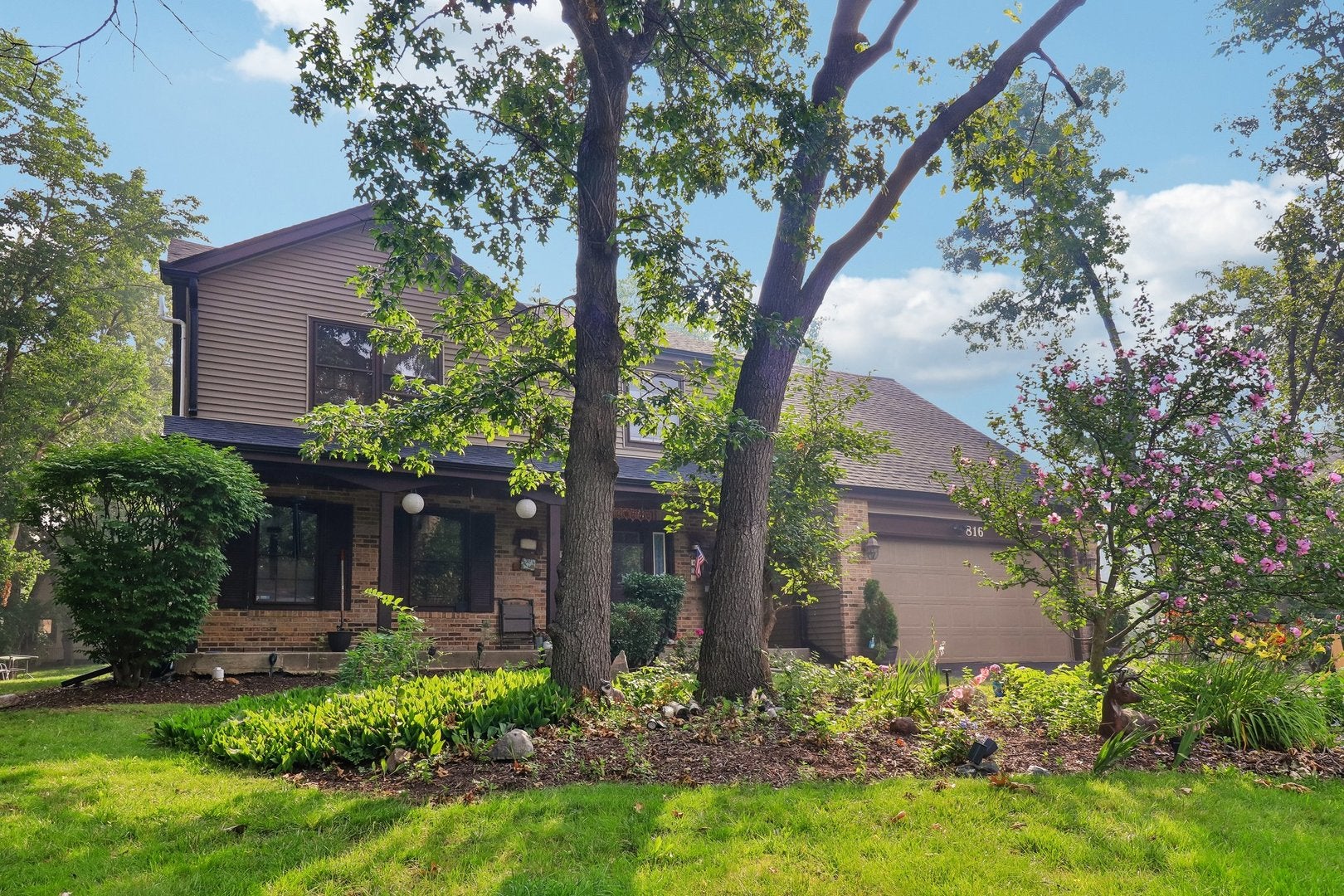 816 Bonnie Brae Lane