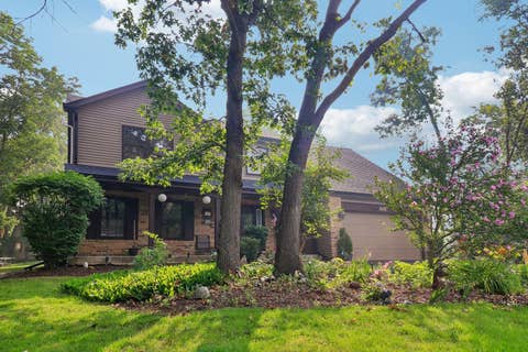 Tiny photo for 816 Bonnie Brae Lane, Bolingbrook, IL 60440 (MLS # 12737643)