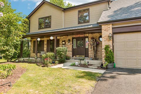 Photo of 816 Bonnie Brae Lane, Bolingbrook, IL 60440 (MLS # 12737643)