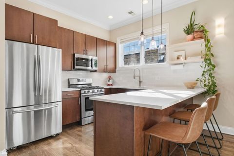 Tiny photo for 1313 W Carmen Avenue #3N, Chicago, IL 60640 (MLS # 12484801)