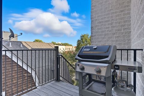 Tiny photo for 1313 W Carmen Avenue #3N, Chicago, IL 60640 (MLS # 12484801)