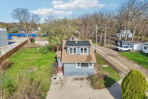 Tiny photo for 42319 N Woodbine Avenue, Antioch, IL 60002 (MLS # 12620334)