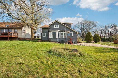 Photo of 42319 N Woodbine Avenue, Antioch, IL 60002 (MLS # 12620334)