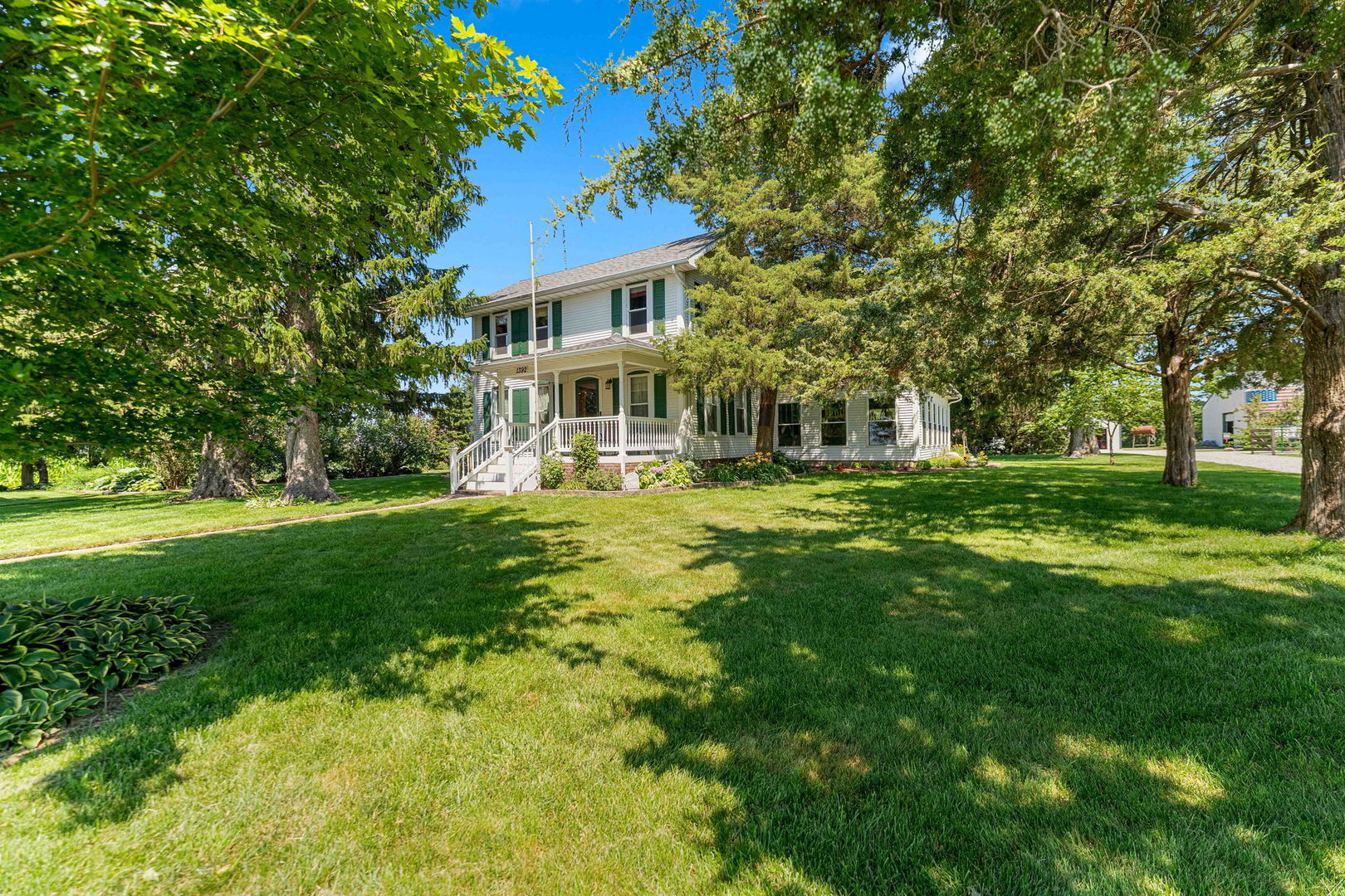 1392 RED BRICK Road