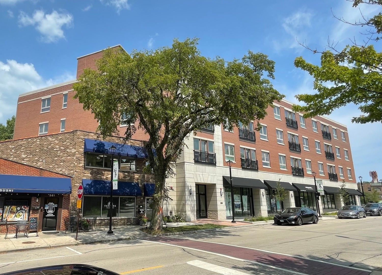 555 Roger Williams Avenue 405
