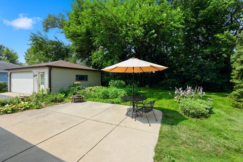Tiny photo for 202 Bonnie Brae Avenue, Itasca, IL 60143 (MLS # 12702197)