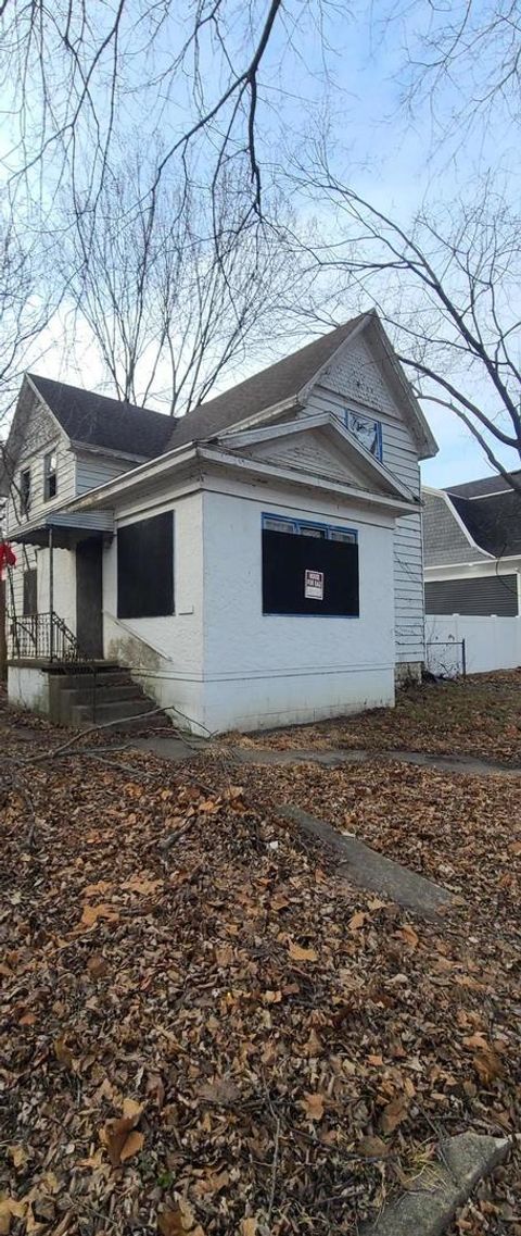 Tiny photo for 469 S WILDWOOD Avenue, Kankakee, IL 60901 (MLS # 12587896)