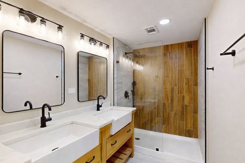 Tiny photo for 907 W North Avenue, Lake Bluff, IL 60044 (MLS # 12570541)