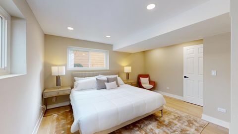 Tiny photo for 907 W North Avenue, Lake Bluff, IL 60044 (MLS # 12570541)