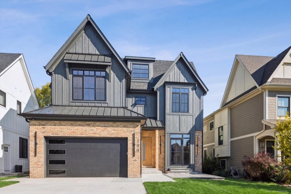 199 N WALNUT ST, ELMHURST, IL 60126 - Image 49ba66b7c76576d9ad030c7cee29ff00/2012253587