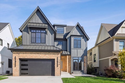 Photo of 199 N Walnut Street, Elmhurst, IL 60126 (MLS # 12791551)