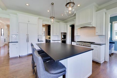 Tiny photo for 5557 S Stough Street, Hinsdale, IL 60521 (MLS # 12628531)