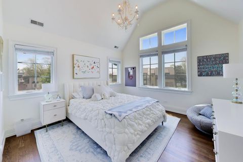 Tiny photo for 5557 S Stough Street, Hinsdale, IL 60521 (MLS # 12628531)