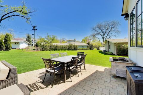 Tiny photo for 5557 S Stough Street, Hinsdale, IL 60521 (MLS # 12628531)