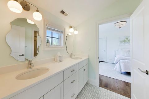 Tiny photo for 5557 S Stough Street, Hinsdale, IL 60521 (MLS # 12628531)