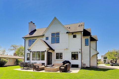 Tiny photo for 5557 S Stough Street, Hinsdale, IL 60521 (MLS # 12628531)