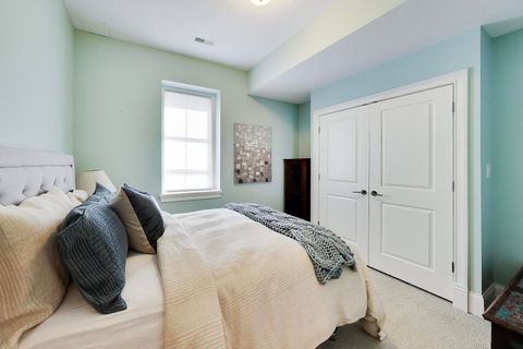 Tiny photo for 5557 S Stough Street, Hinsdale, IL 60521 (MLS # 12628531)