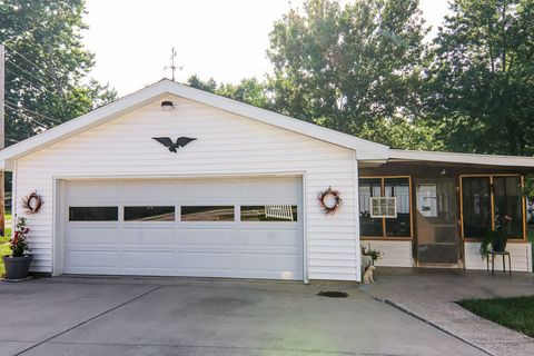 A home in Villa Grove