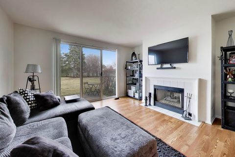 Tiny photo for 17804 W Braewick Road, Gurnee, IL 60031 (MLS # 12606473)