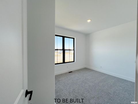 Tiny photo for Lot 7 Faiths Way, Bettendorf, IA 52722 (MLS # QC4269841)