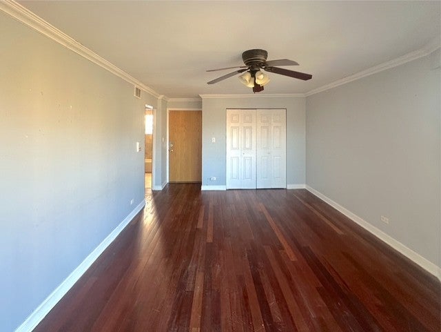 1939 W Pratt Boulevard 3
