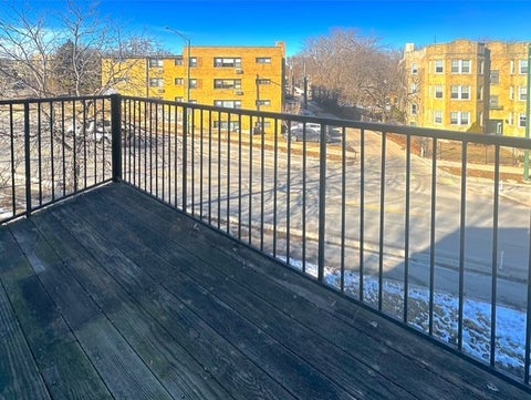 Tiny photo for 1939 W Pratt Boulevard #3, Chicago, IL 60626 (MLS # 12565915)